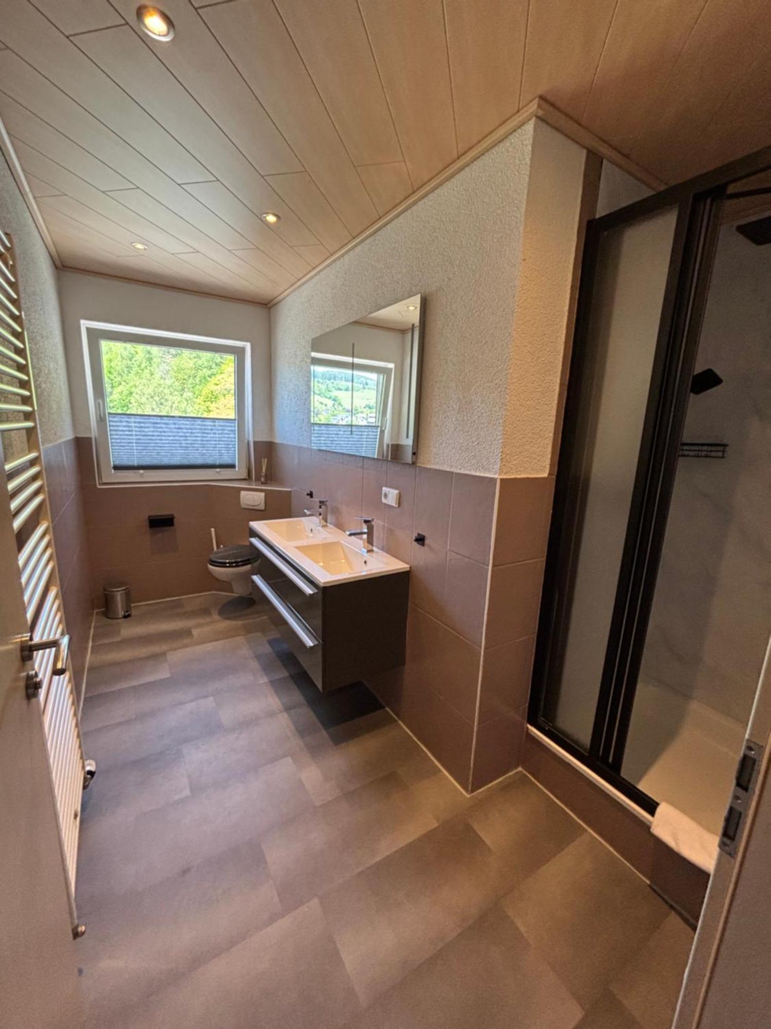Aparthotel Harlekin Willingen  Bagian luar foto